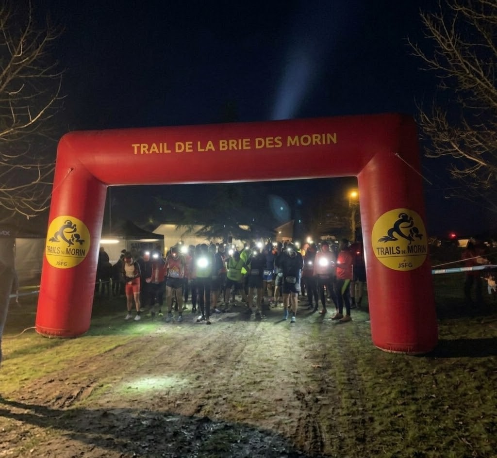 Arche de départ du Trail Briard by Night